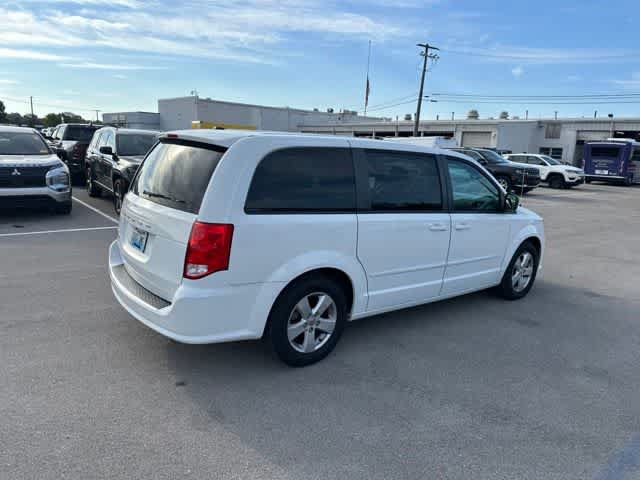 Certified 2016 Dodge Grand Caravan SE w/ Quick Order Package 29E SE FWD image 9