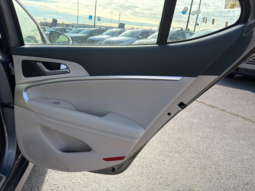New 2026 Genesis G70 2.5T Prestige image 16