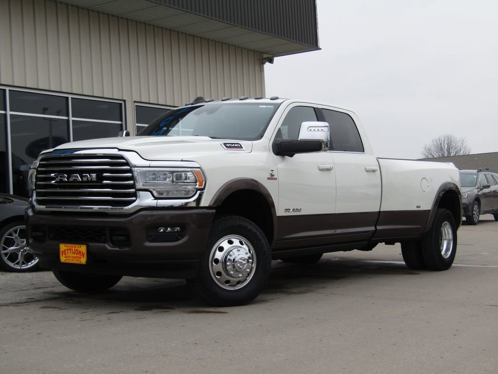 Used 2024 RAM 3500 Limited w/ Safety Group image 12
