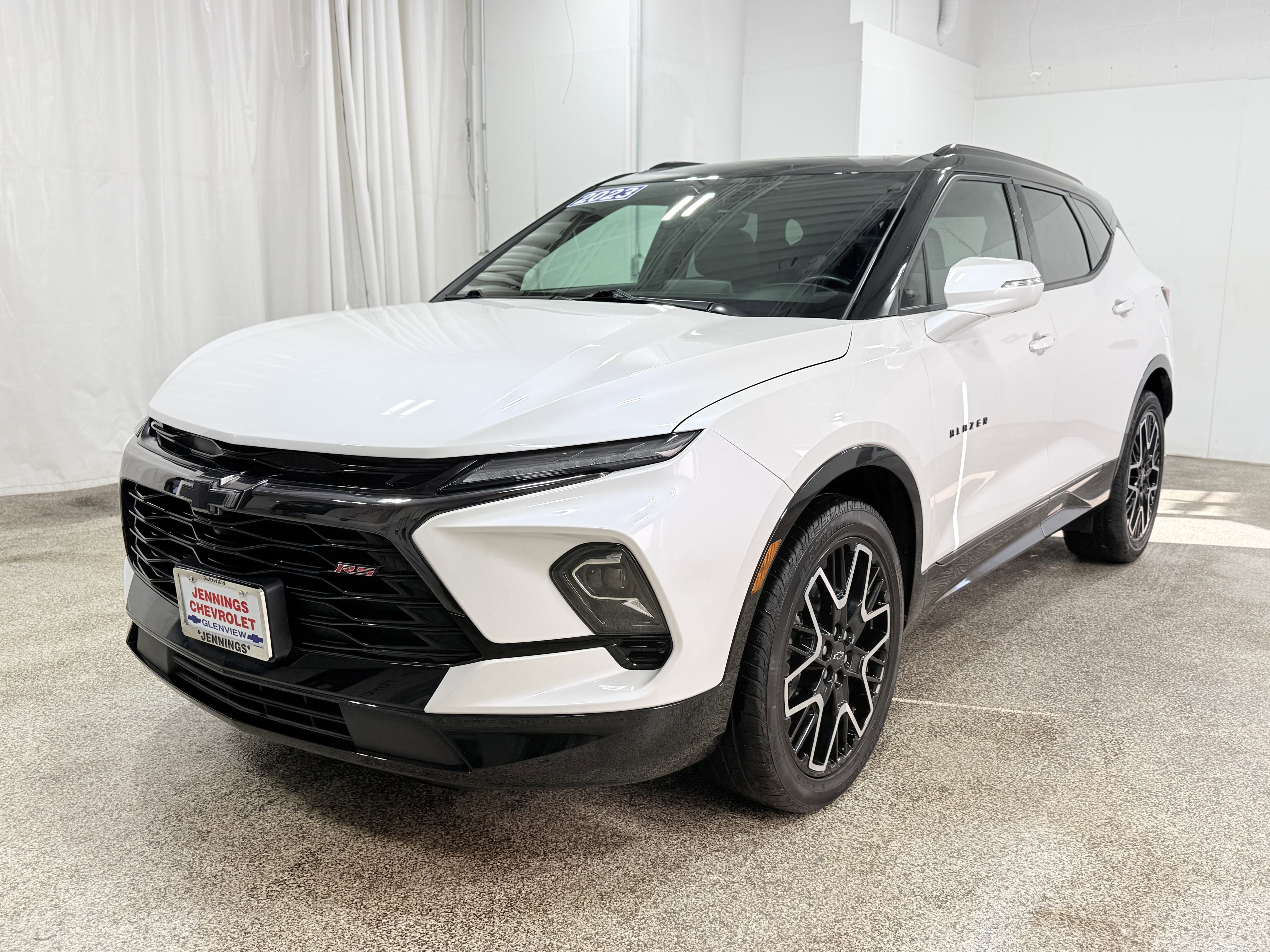 Certified 2023 Chevrolet Blazer RS w/ Driver Confidence II Package image 3
