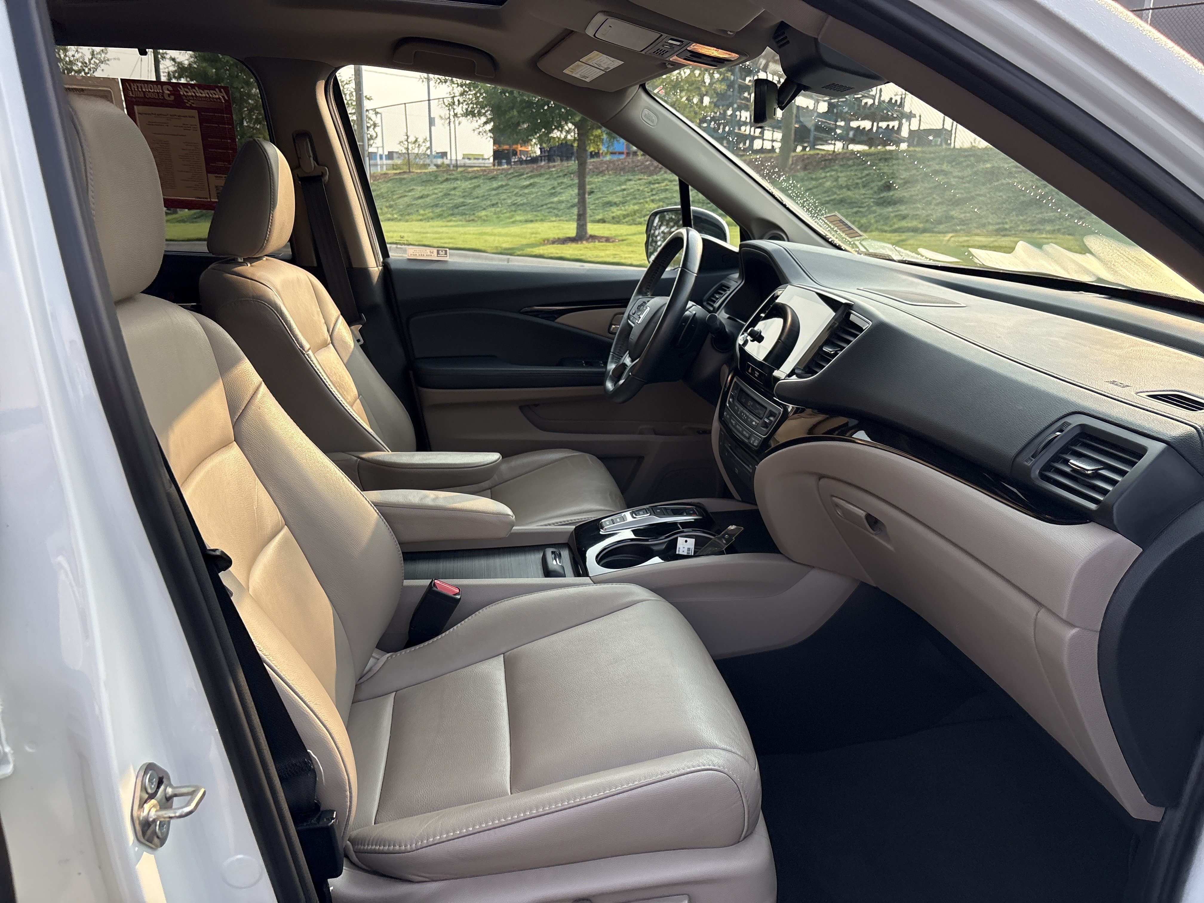 Used 2020 Honda Pilot Touring image 25