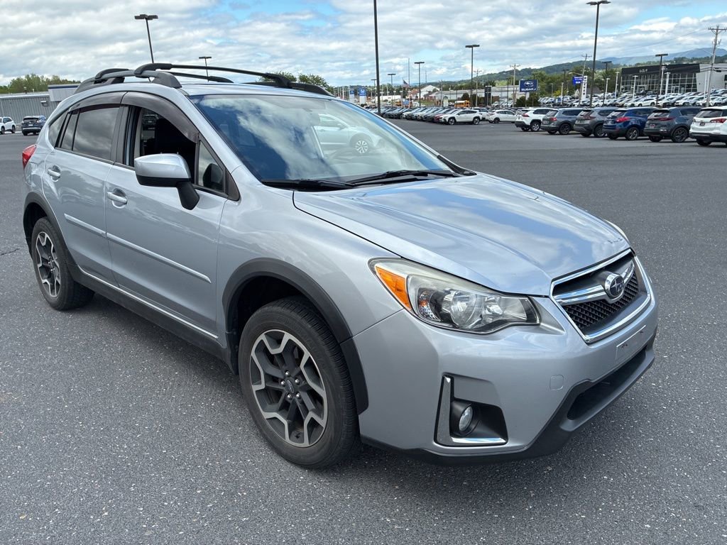 Used 2016 Subaru Crosstrek 2.0i Premium w/ Moonroof Package AWD/4WD image 4
