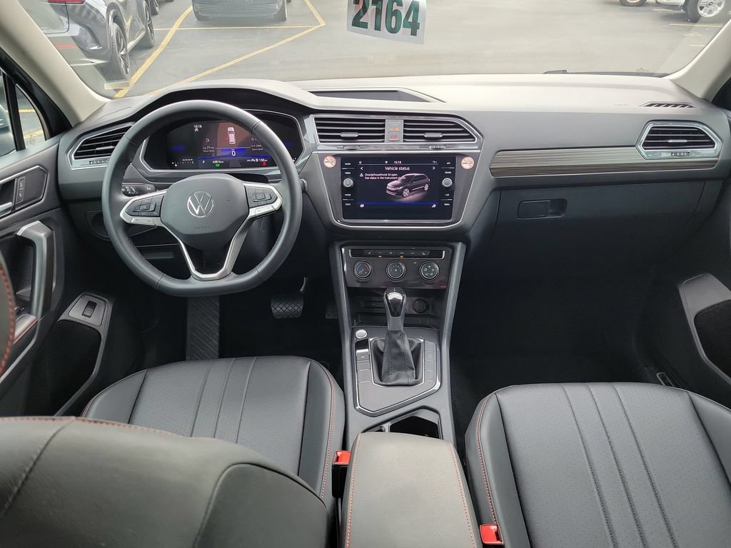 Used 2024 Volkswagen Tiguan Wolfsburg Edition FWD image 11