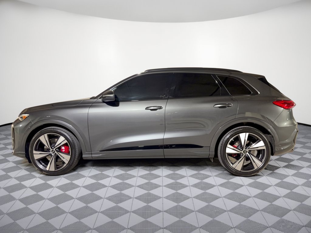 Certified 2025 Audi SQ5 Premium Plus AWD/4WD image 2