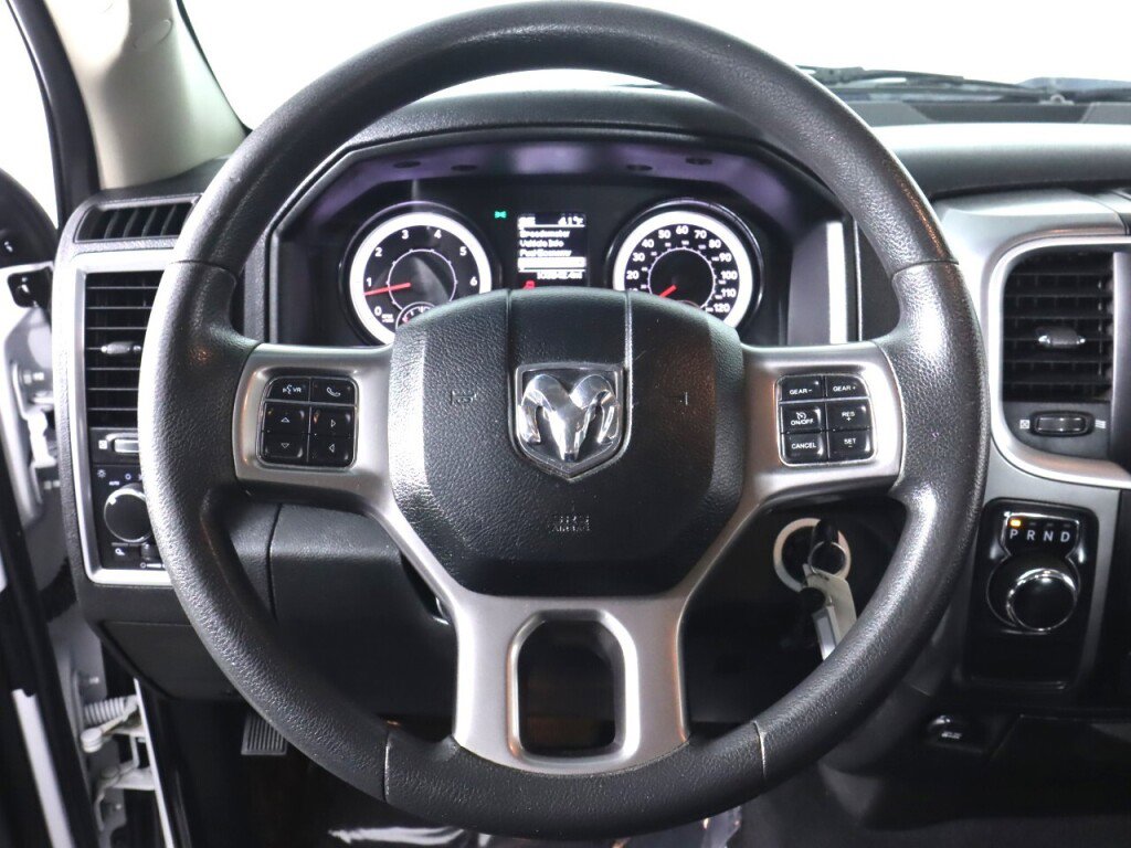 Used 2021 RAM 1500 Classic SLT RWD image 11