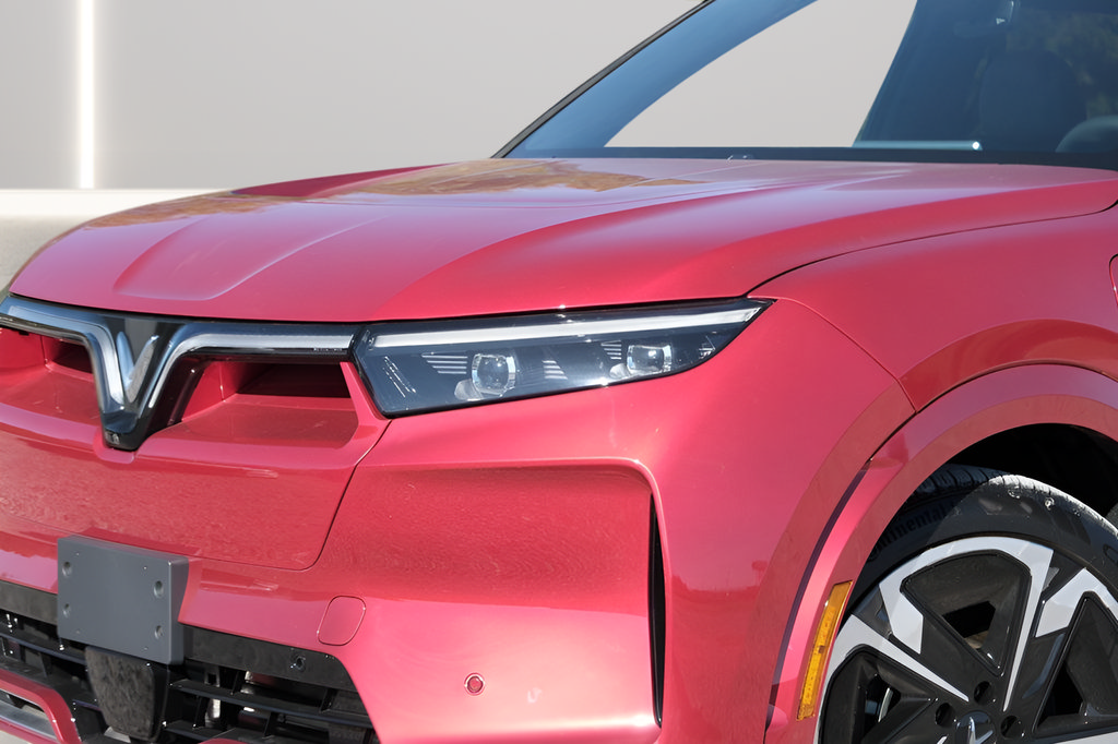 New 2024 VinFast VF 9 Plus AWD/4WD image 37