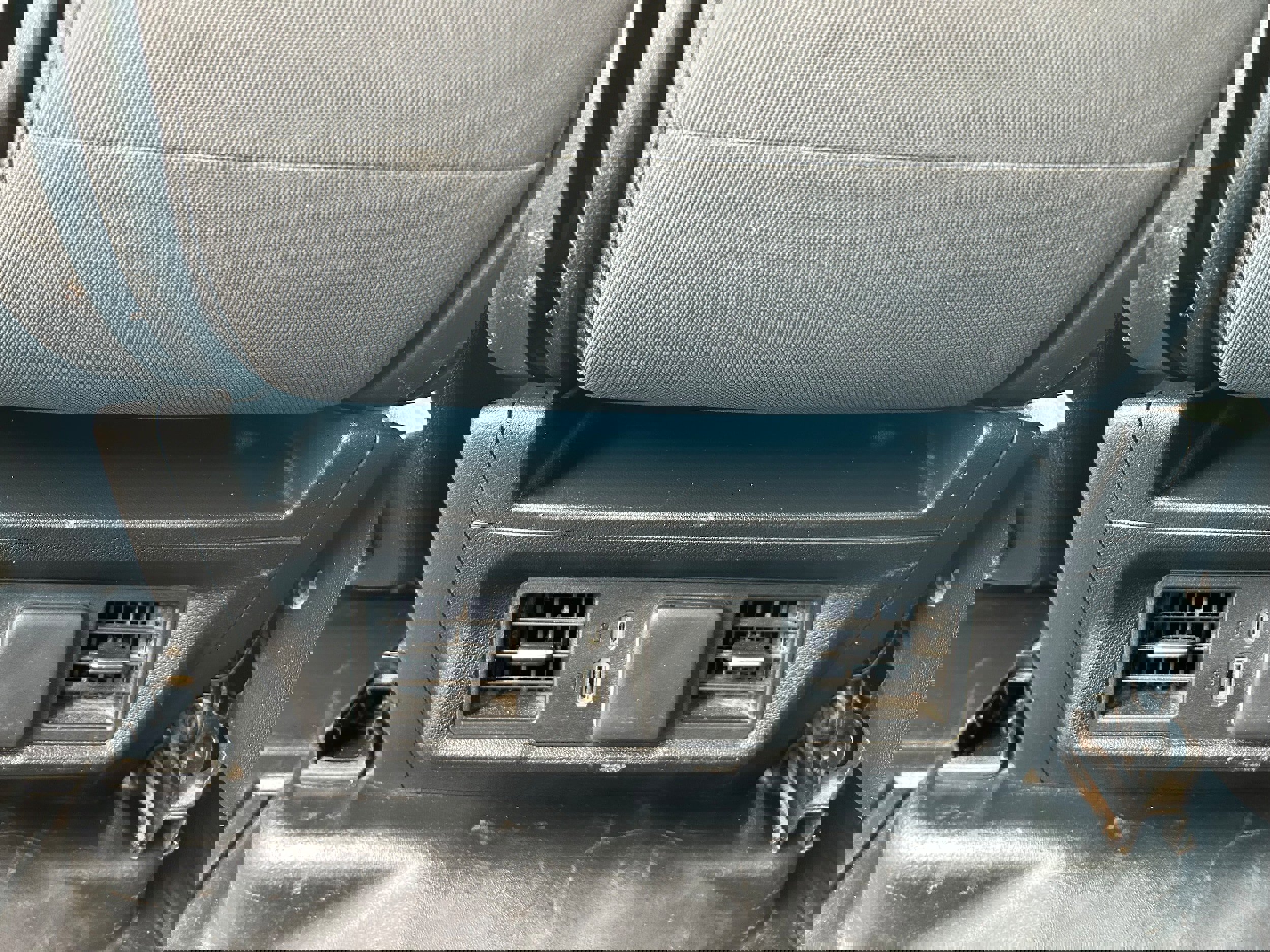 Used 2024 Chevrolet Silverado 2500 LT w/ Convenience Package image 16