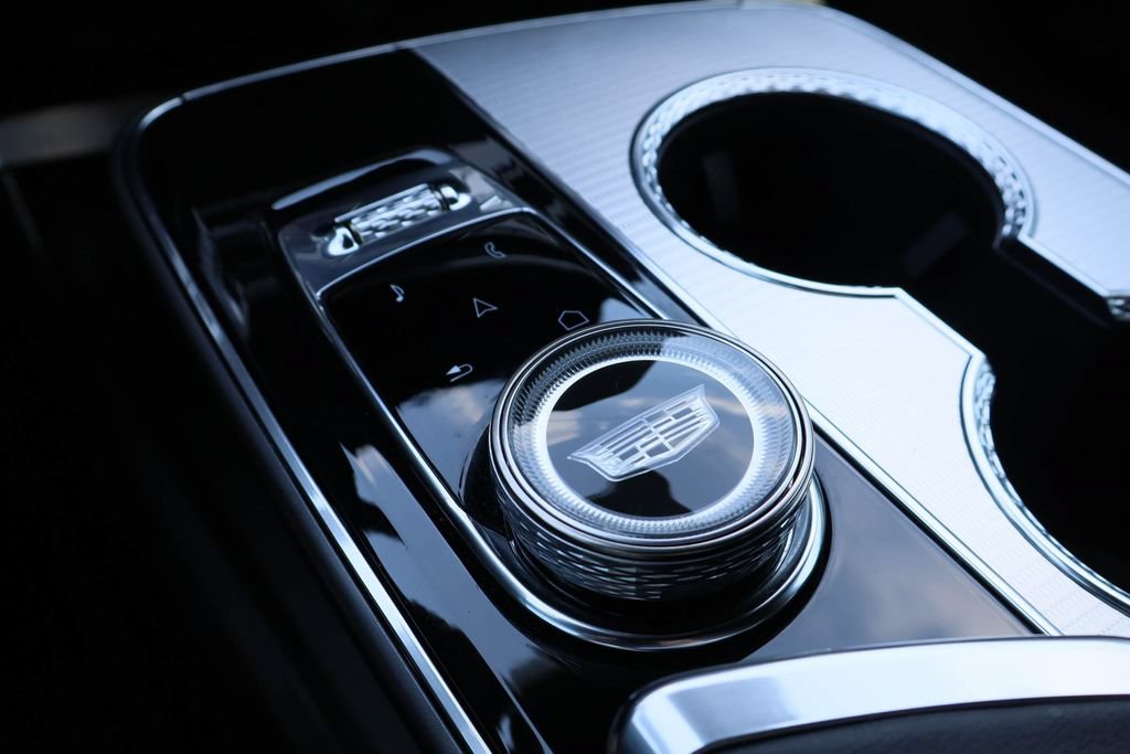 Certified 2024 Cadillac Lyriq Tech AWD/4WD image 19