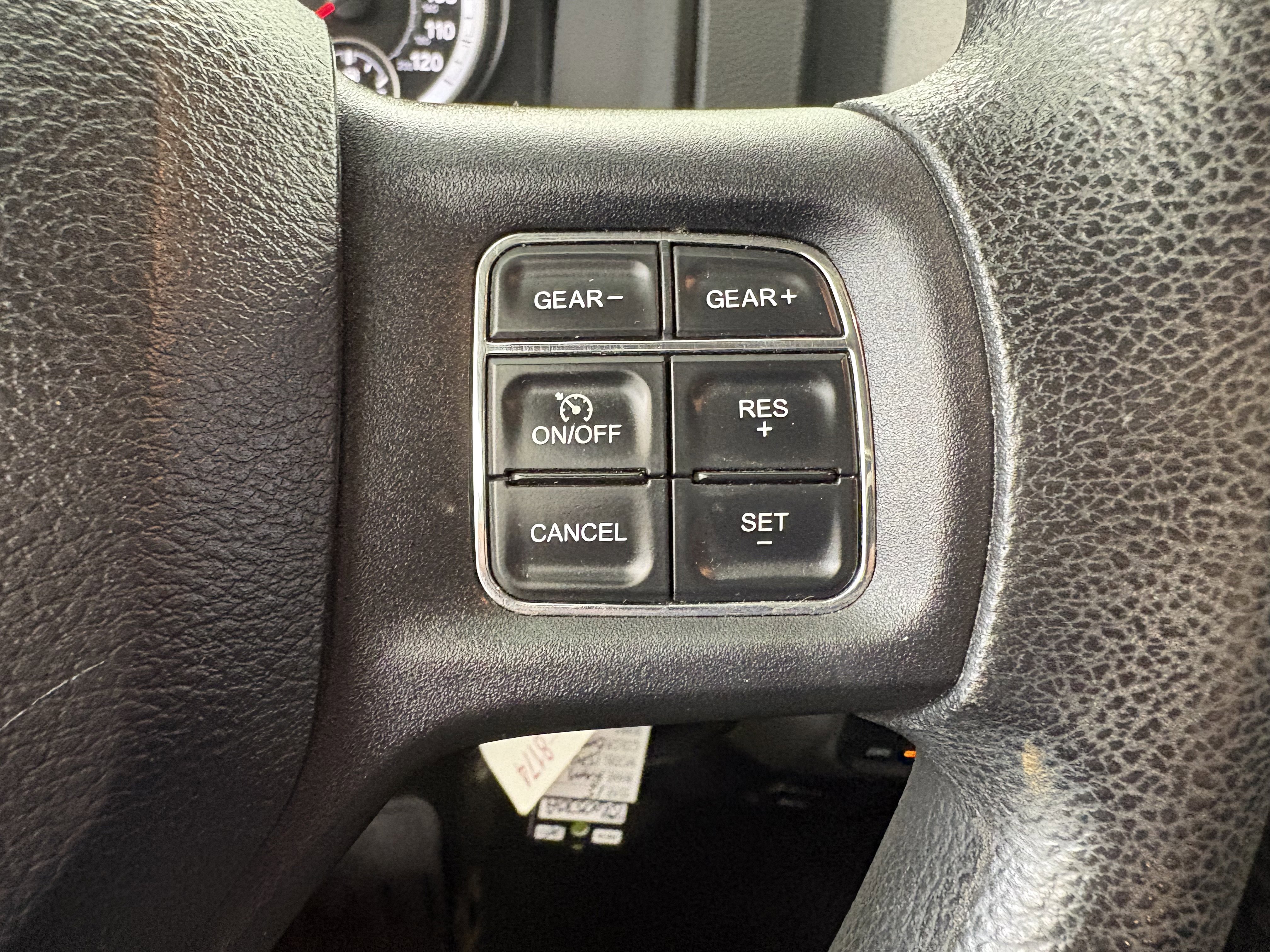 Used 2015 RAM 1500 Express AWD/4WD image 15