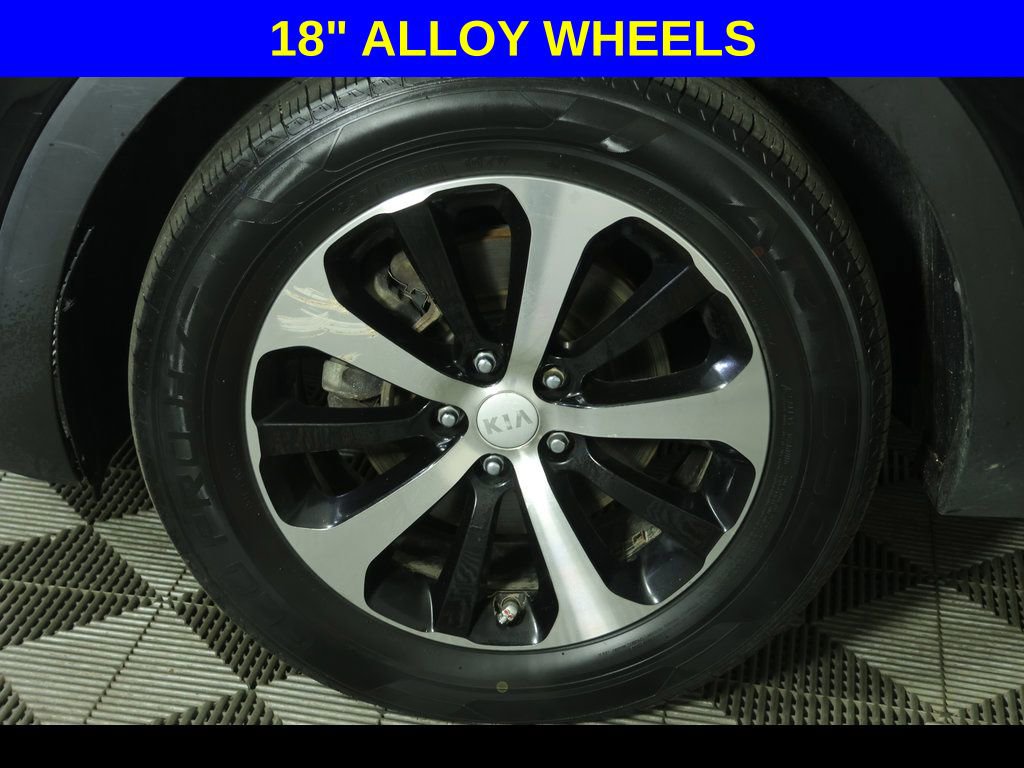 Used 2016 Kia Sorento EX image 6