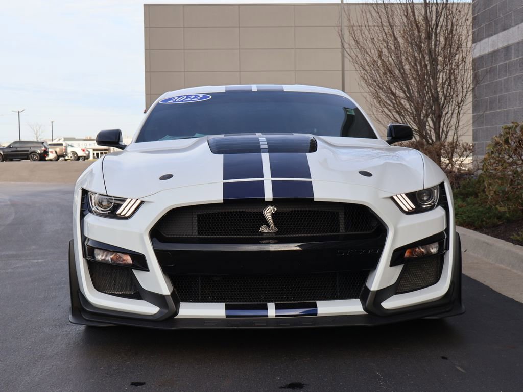 Used 2022 Ford Mustang Shelby GT500 w/ Technology Package image 2