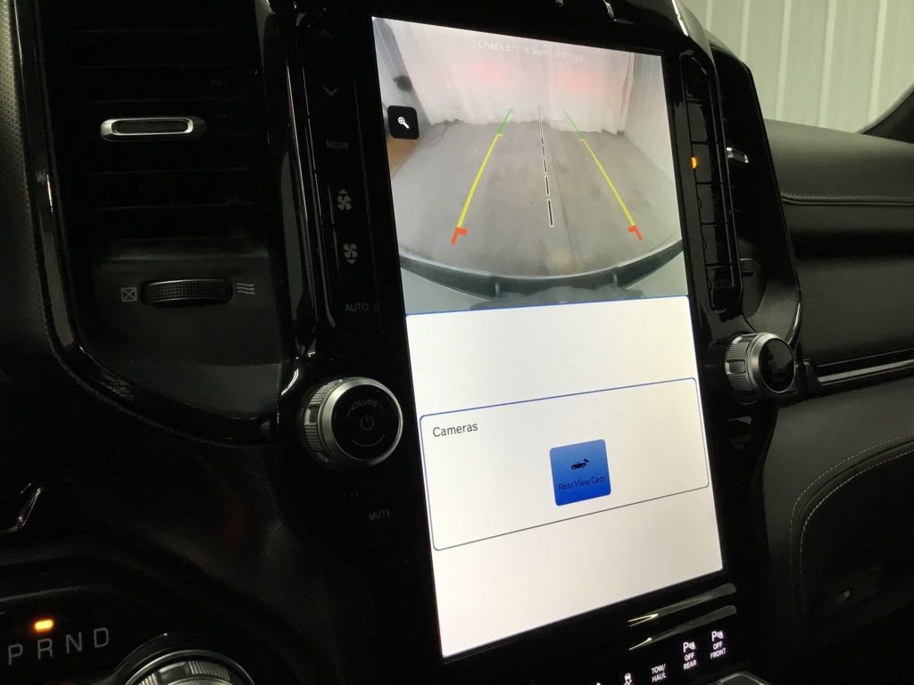 Used 2022 RAM 1500 Limited w/ Body-Colour Bumper Group image 24