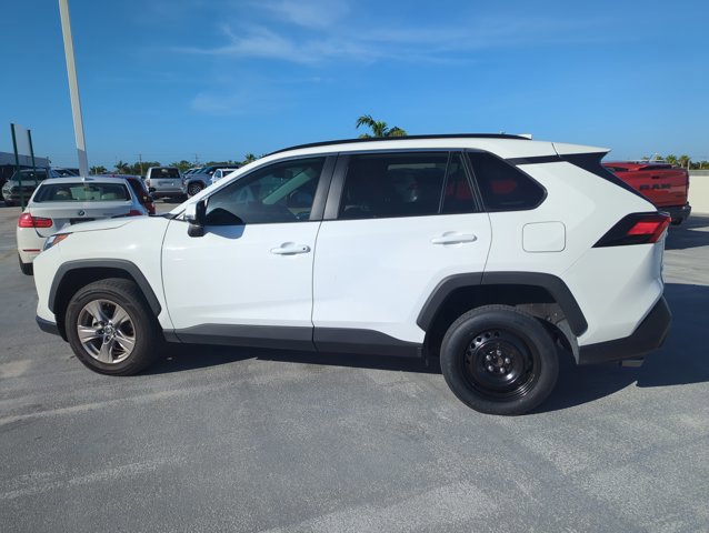 Used 2023 Toyota RAV4 XLE w/ Convenience Package FWD image 7