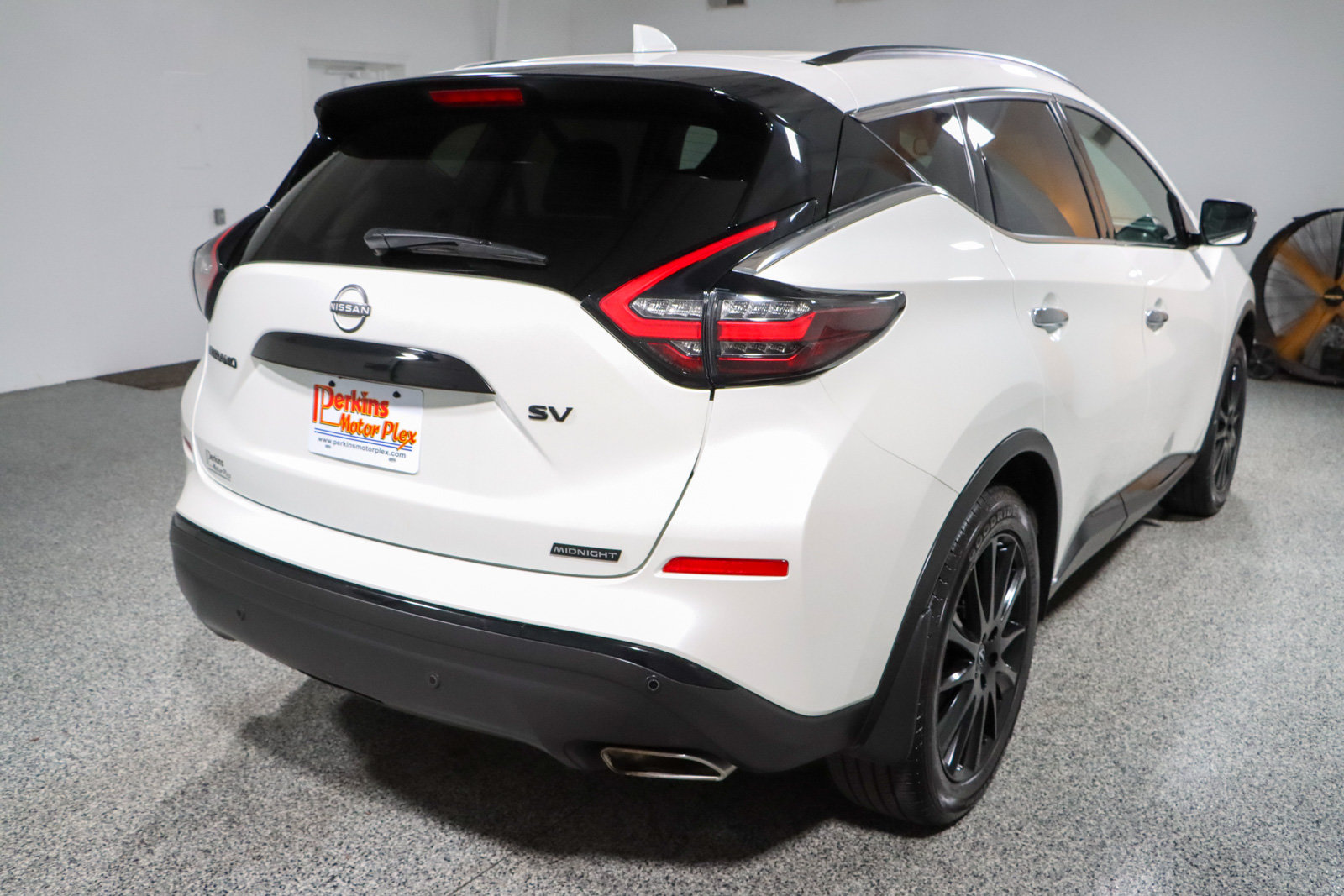 Used 2023 Nissan Murano SV w/ SV Midnight Edition Package FWD image 7