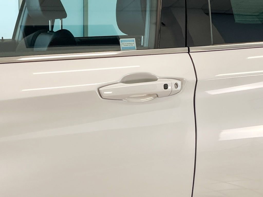 Used 2022 Mitsubishi Outlander SEL image 15