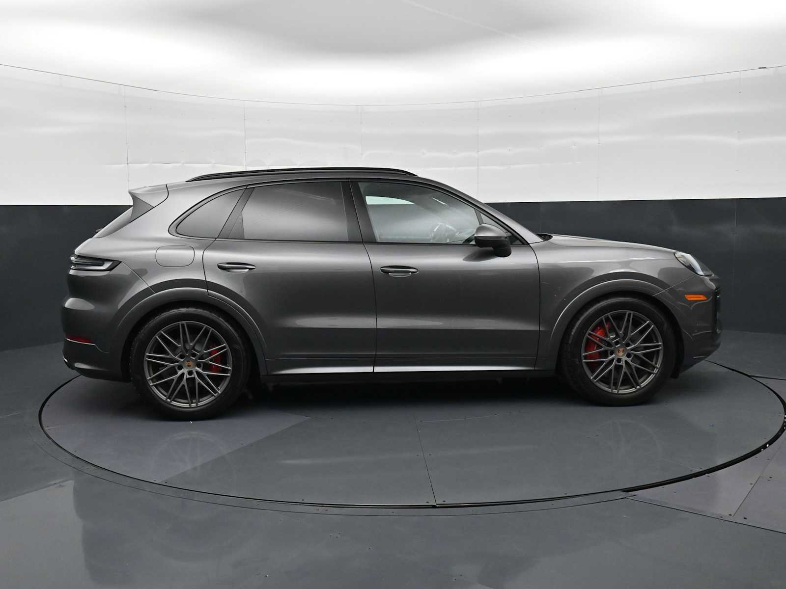 New 2026 Porsche Cayenne S AWD/4WD image 28