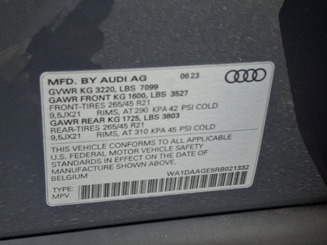 Certified 2024 Audi Q8 e-tron Prestige w/ Prestige Package AWD/4WD image 27
