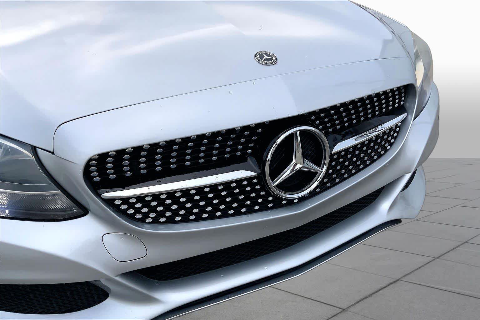 Used 2018 Mercedes-Benz C 300 Sedan image 59