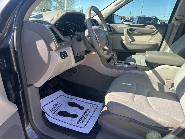 Used 2014 GMC Acadia SLE image 30