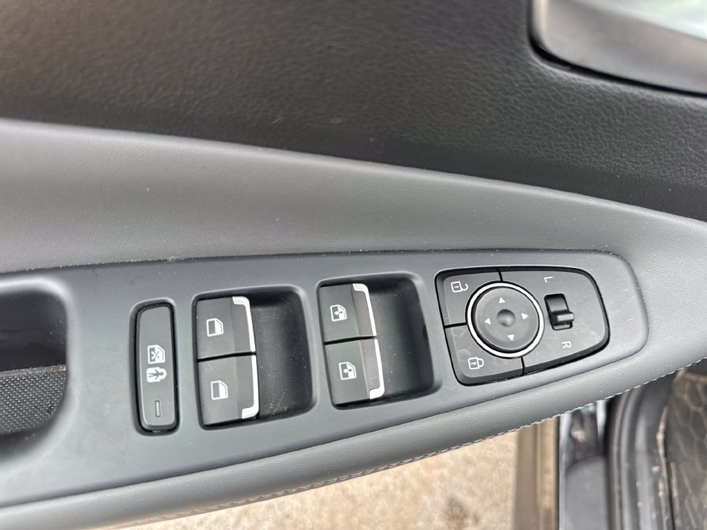 Used 2023 Hyundai Santa Fe SEL w/ Premium Package AWD/4WD image 42