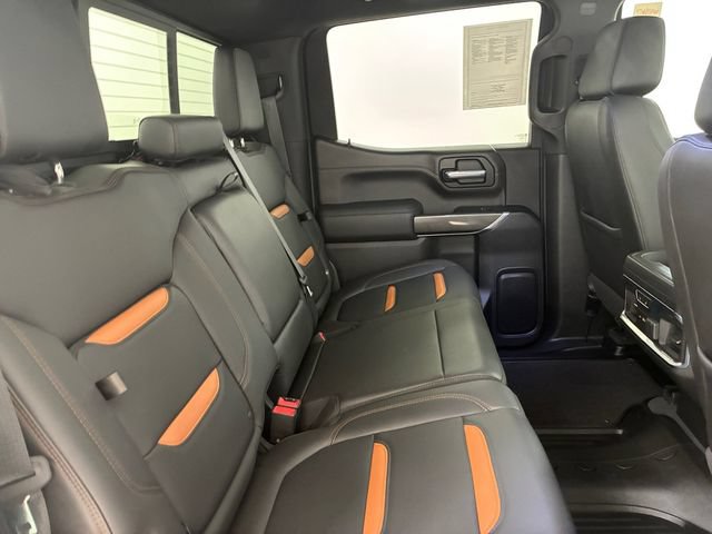 Used 2021 GMC Sierra 1500 AT4 w/ AT4 Preferred Package AWD/4WD image 16