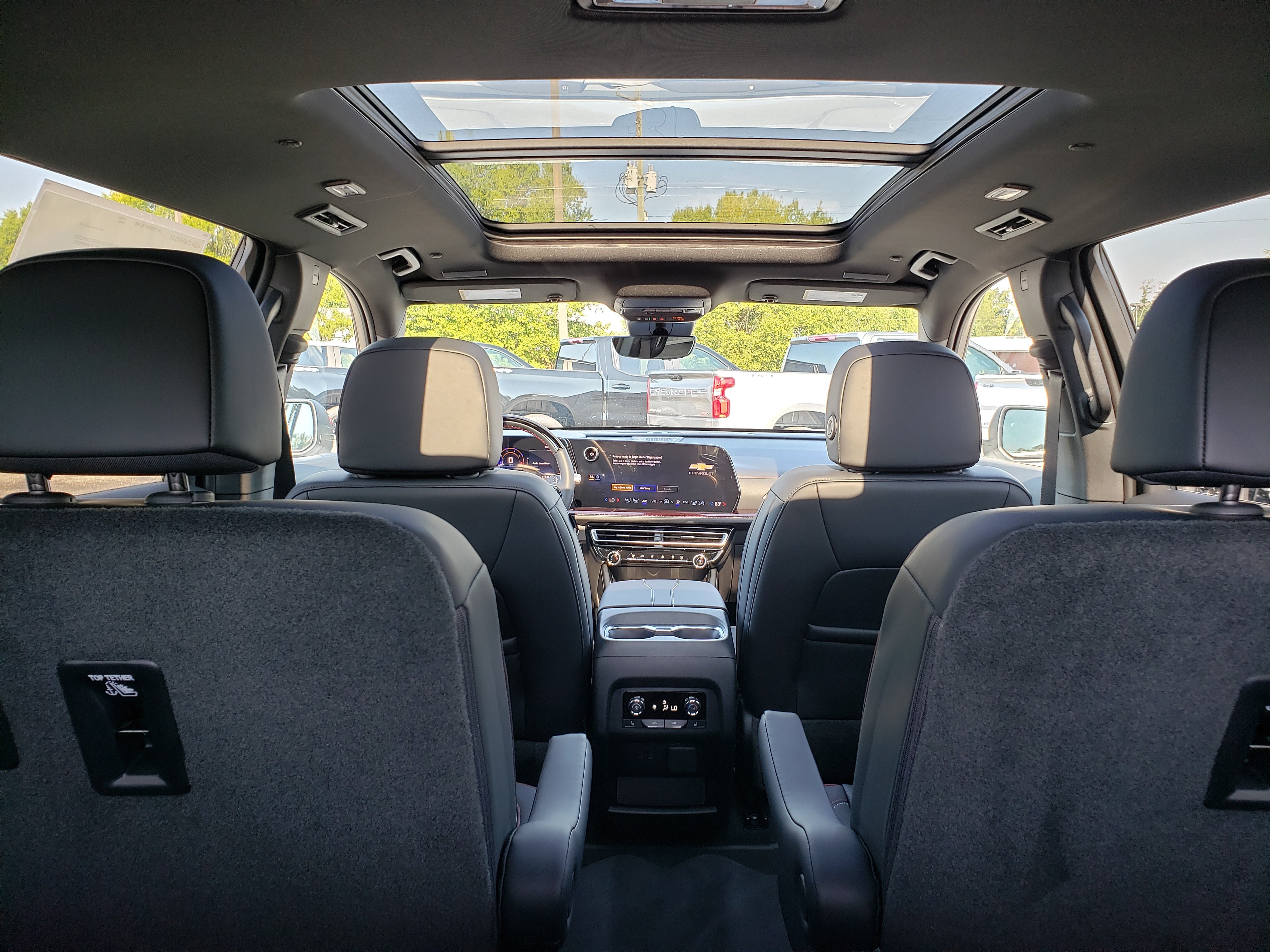 New 2027 Chevrolet Traverse RS w/ LPO, Floor Liner Package FWD image 34