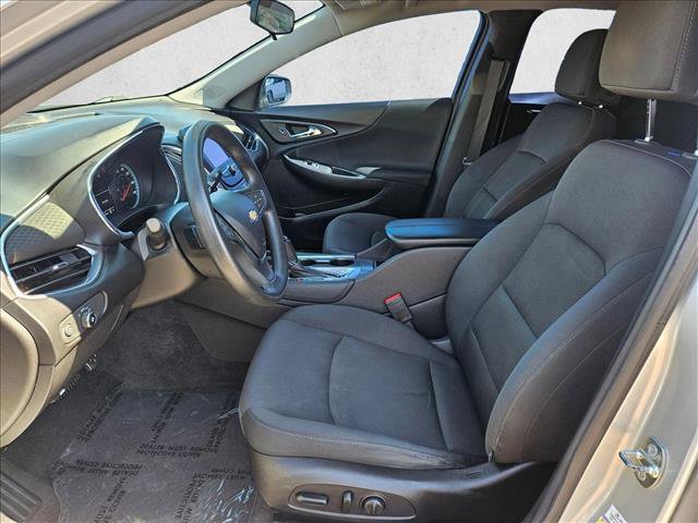 Certified 2017 Chevrolet Malibu LT FWD image 21