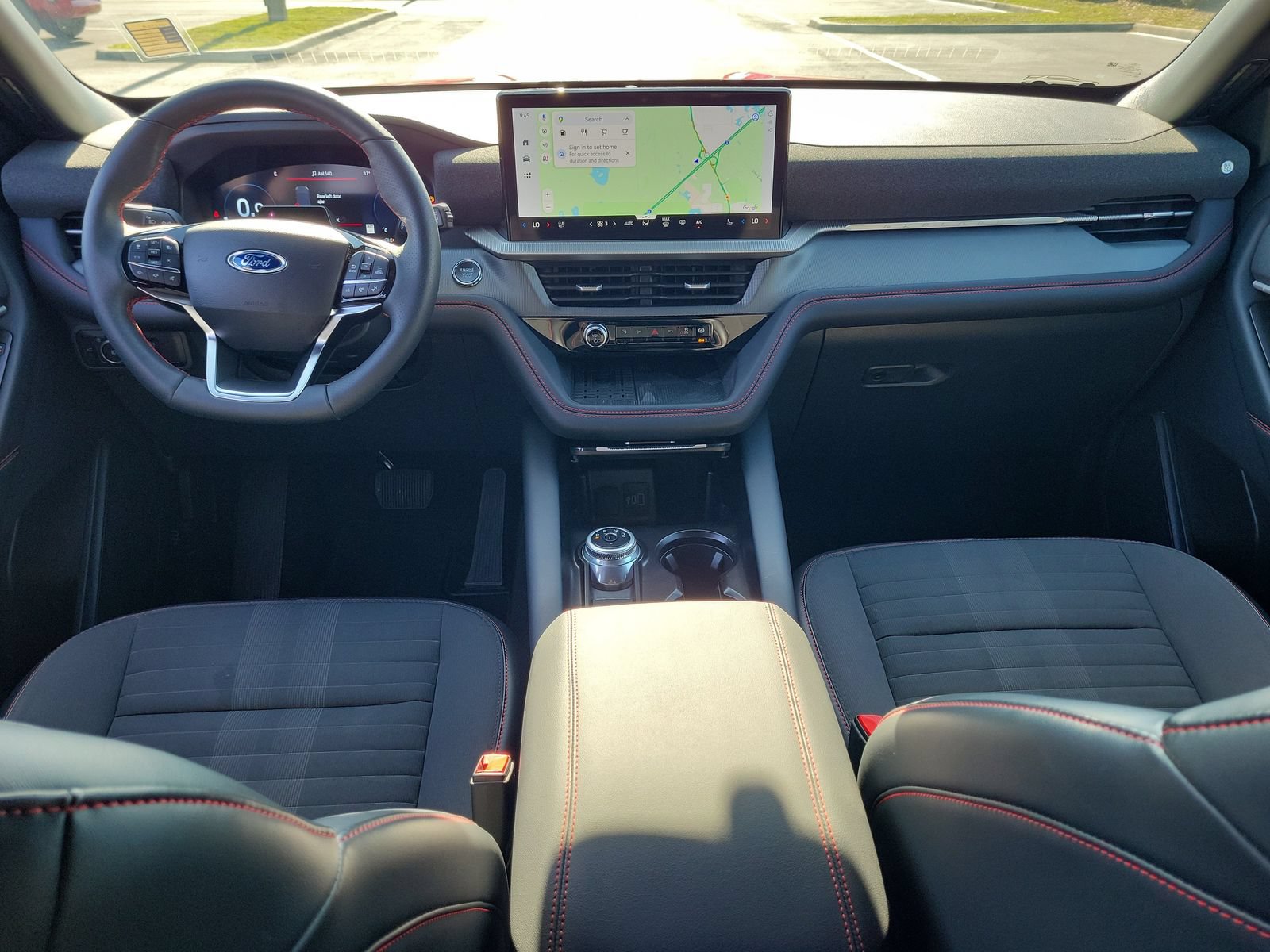 Used 2025 Ford Explorer ST-Line w/ Premium Package RWD image 14