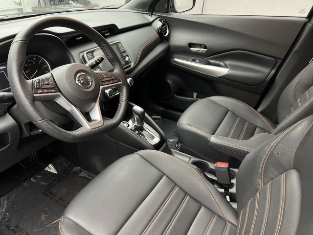 Used 2020 Nissan Kicks SR w/ SR Premium Package FWD image 10
