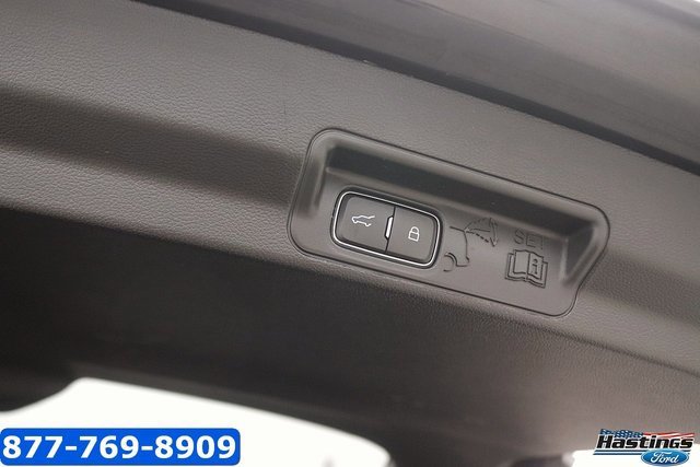 Certified 2022 Ford Explorer XLT w/ Equipment Group 202A image 16