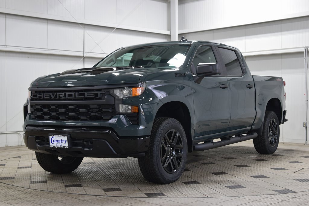 New 2026 Chevrolet Silverado 1500 Custom Trail Boss w/ Turbomax Blackout Package image 3