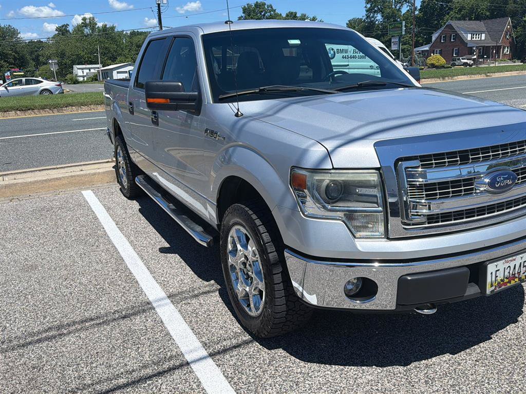 Used 2014 Ford F150 XLT w/ Equipment Group 302A Luxury AWD/4WD image 4