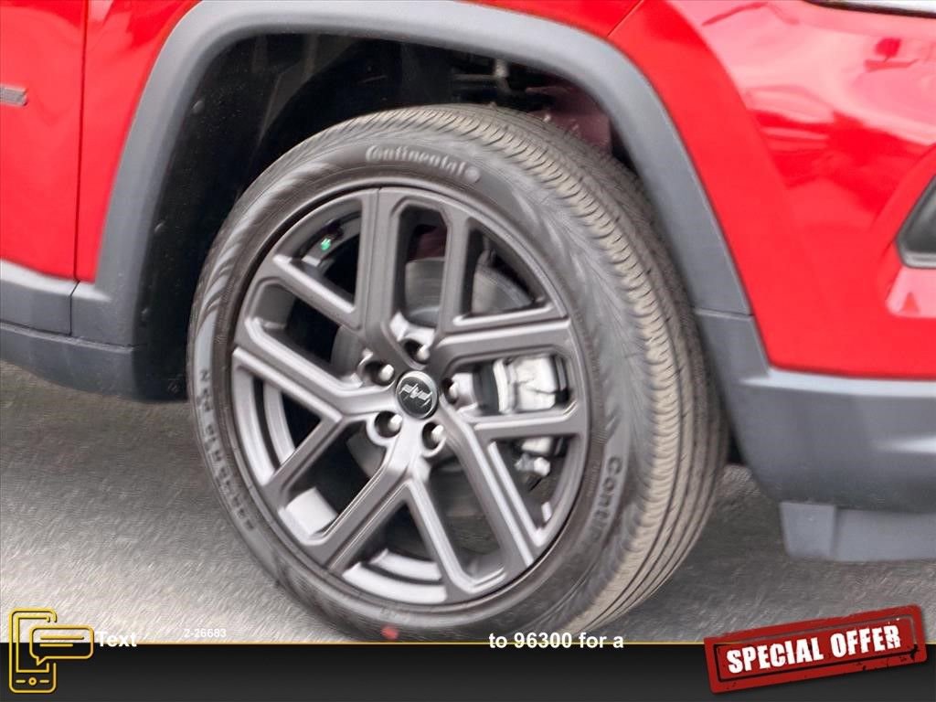 New 2026 Jeep Compass Latitude image 16