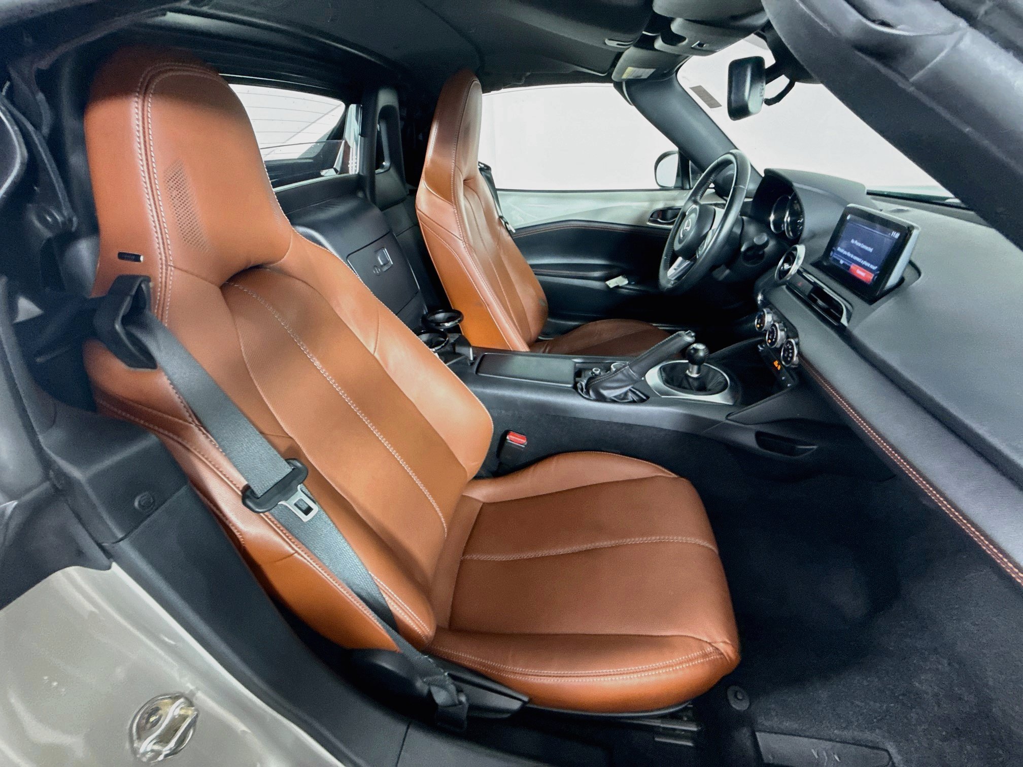Used 2023 MAZDA MX-5 Miata Grand Touring RWD image 31