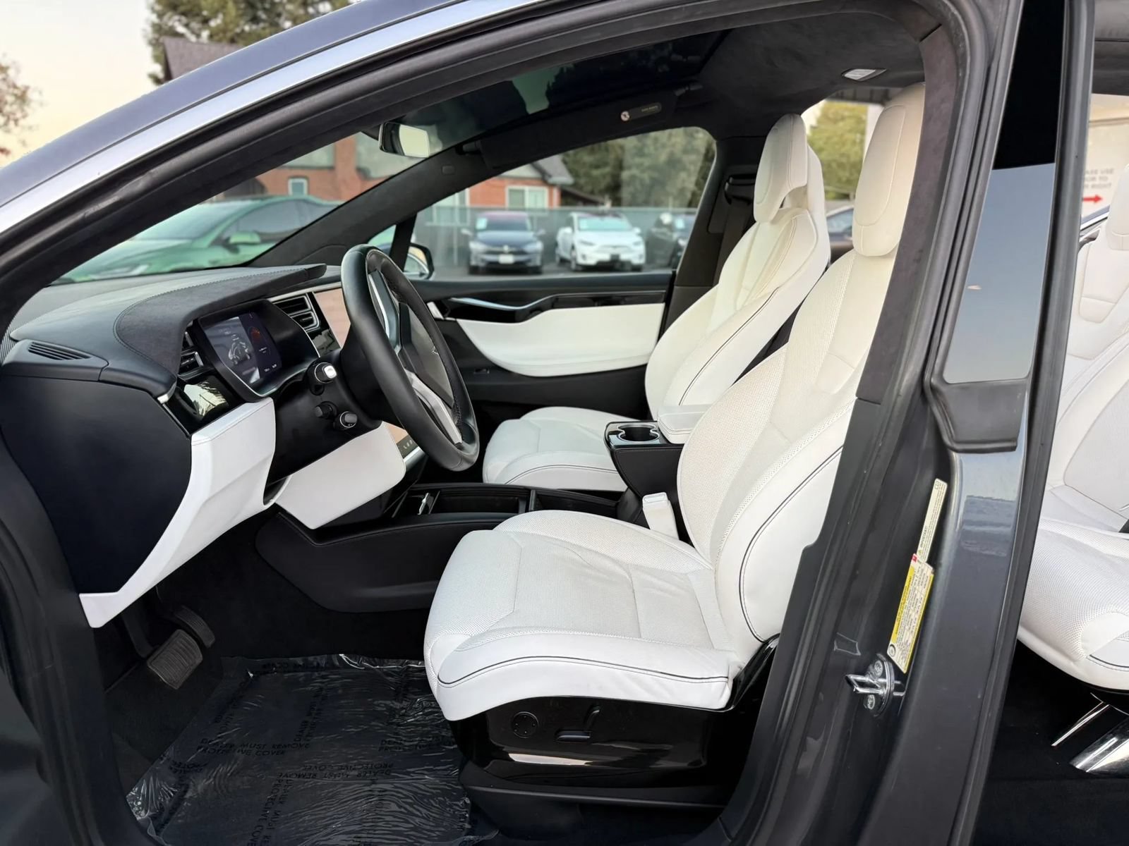 Used 2016 Tesla Model X 75D AWD/4WD image 10
