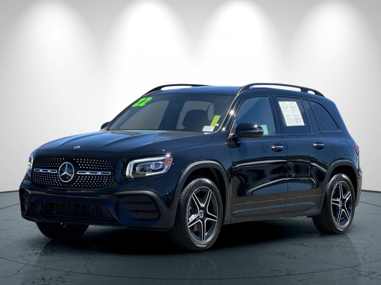 Used 2022 Mercedes-Benz GLB 250 4MATIC image 8
