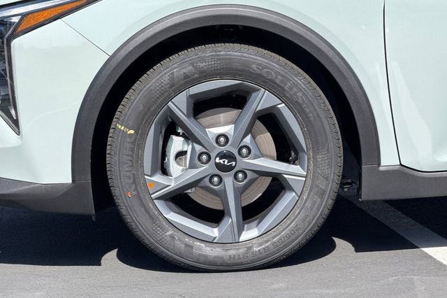 New 2026 Kia K4 LXS image 33