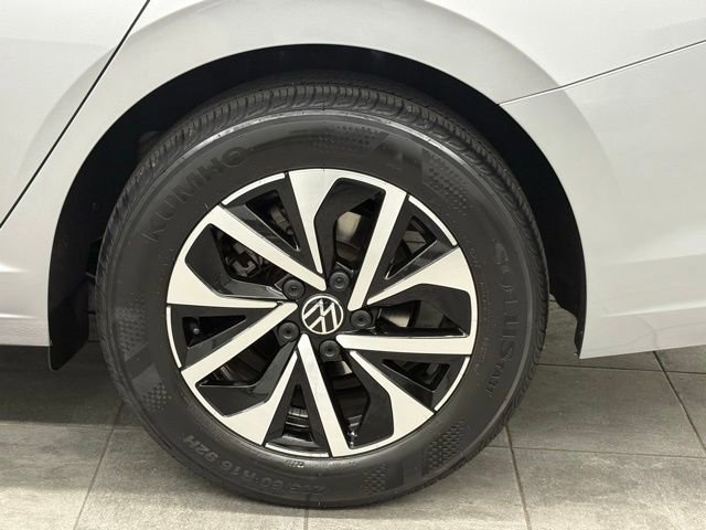 Used 2023 Volkswagen Jetta S image 7