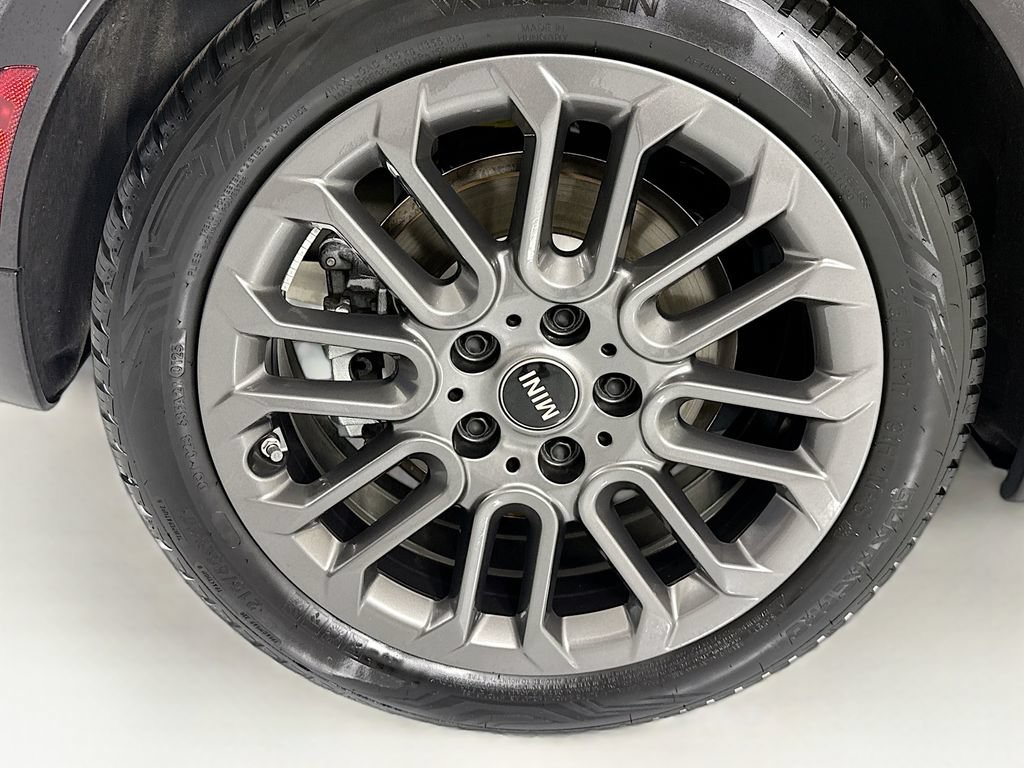 Certified 2025 MINI Cooper S FWD image 31