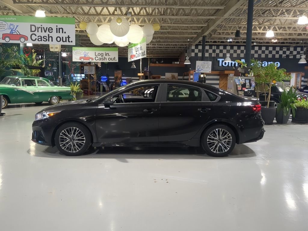 Used 2024 Kia Forte GT-Line w/ GT-Line Premium Package image 10