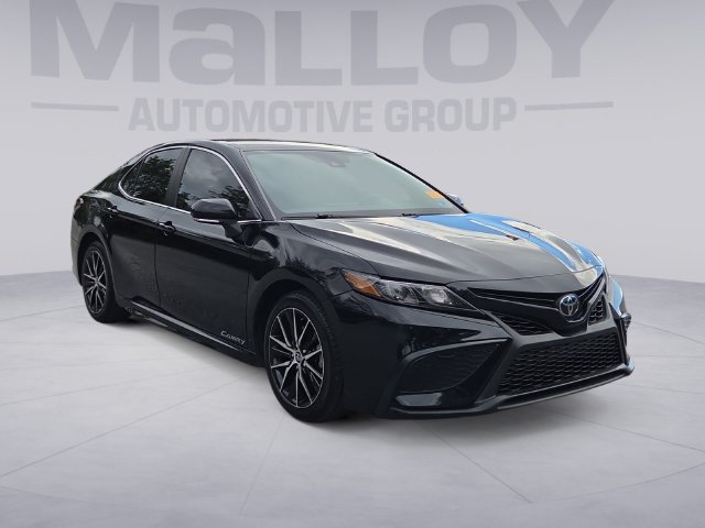 Used 2024 Toyota Camry SE FWD image 7