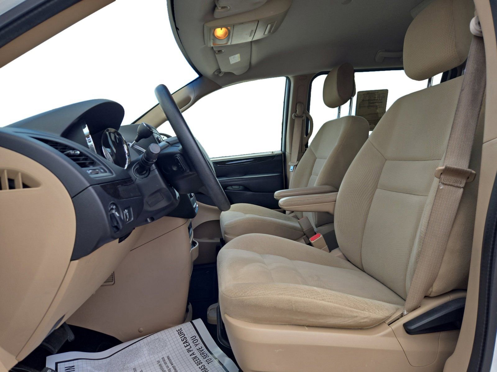 Used 2015 Dodge Grand Caravan SE w/ Quick Order Package 29E SE FWD image 12