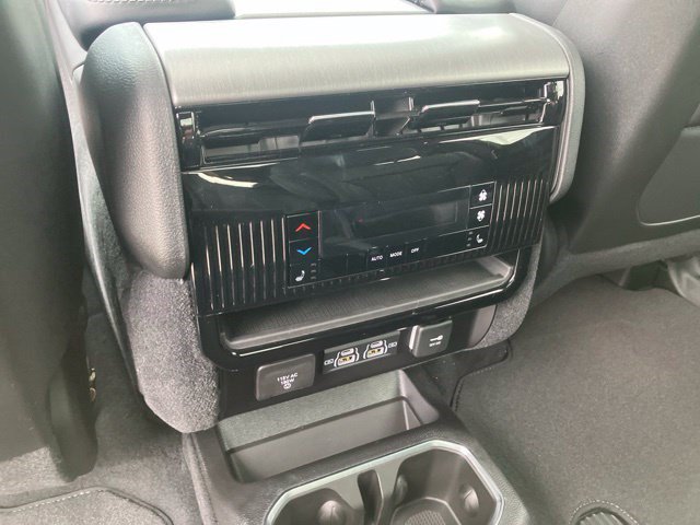 New 2026 Jeep Grand Wagoneer Limited AWD/4WD image 30