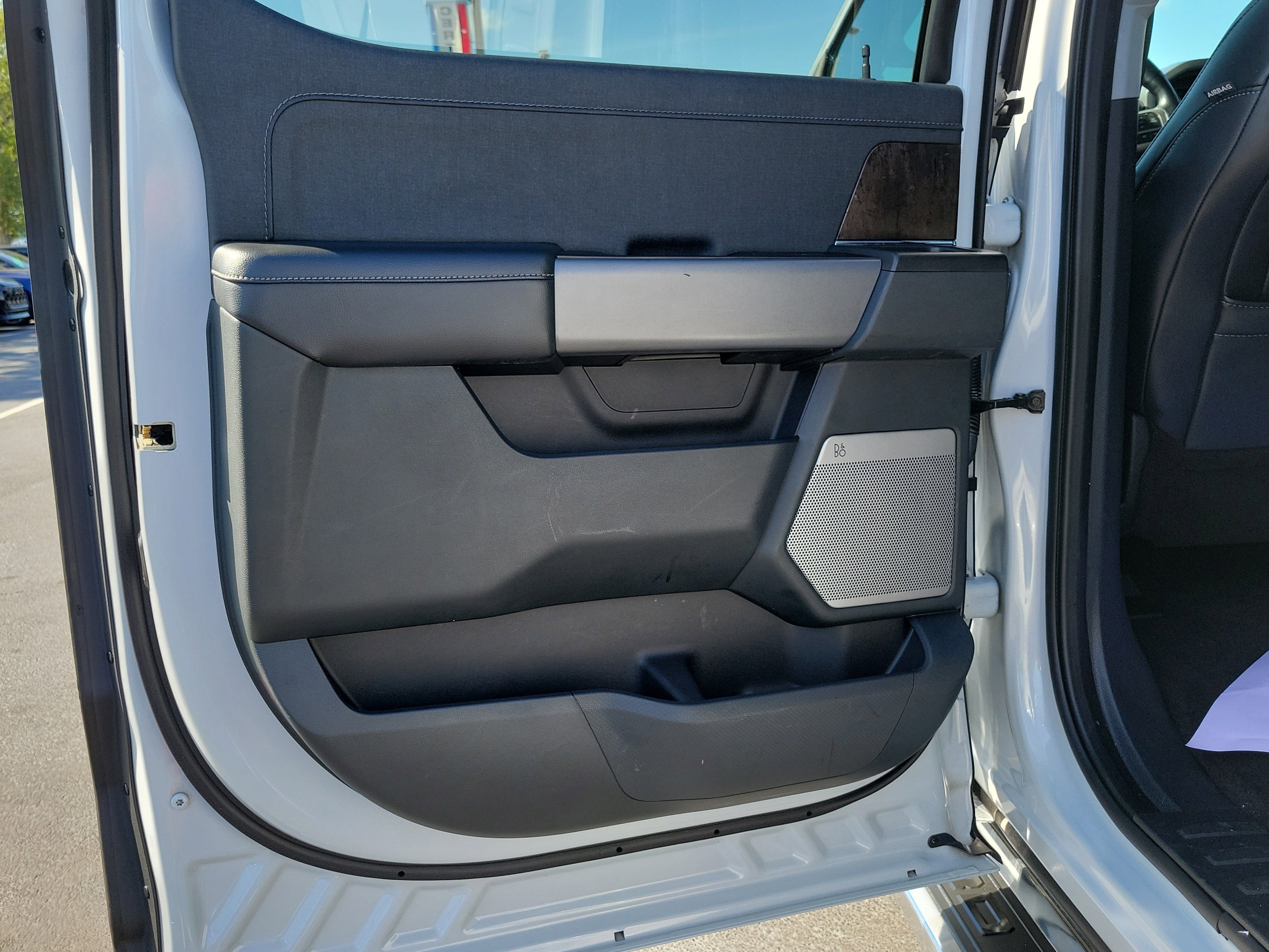 Used 2021 Ford F150 Lariat w/ Equipment Group 502A High image 11