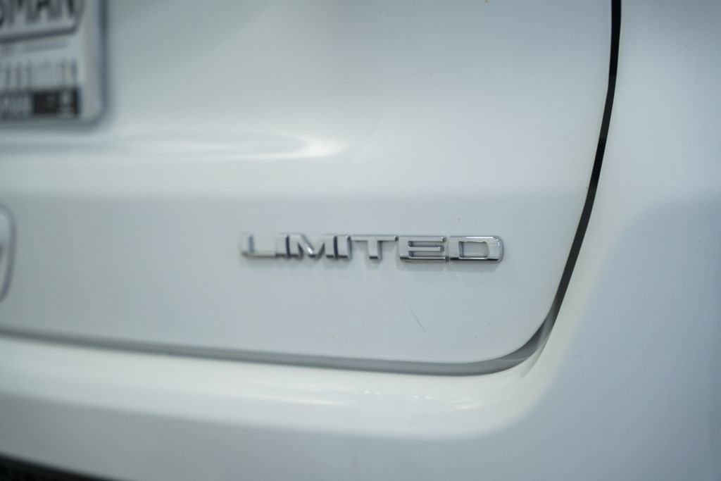 Certified 2022 Jeep Compass Limited AWD/4WD image 8