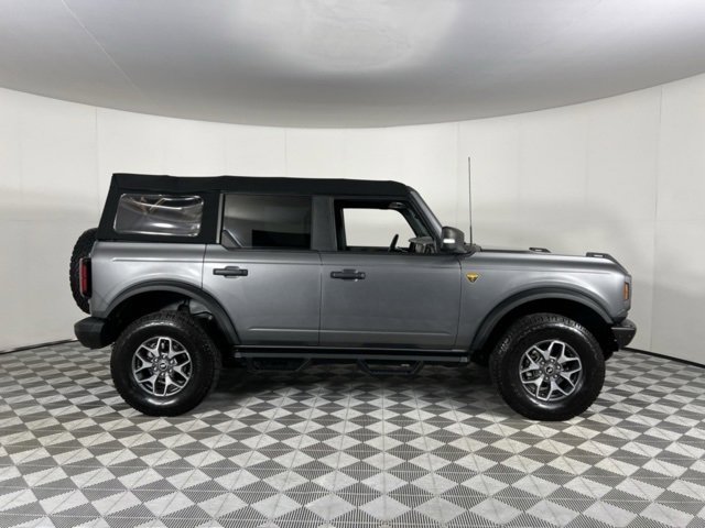 Used 2023 Ford Bronco Badlands image 5