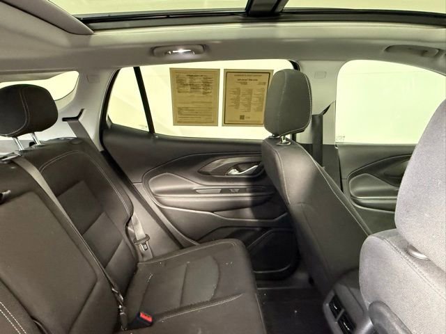 Used 2022 GMC Terrain SLE w/ Driver Convenience Package image 44
