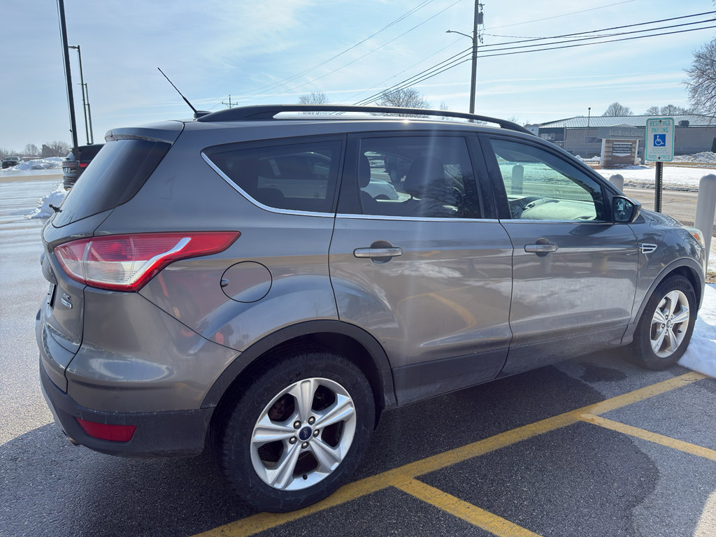 Used 2014 Ford Escape SE w/ Equipment Group 201A image 4