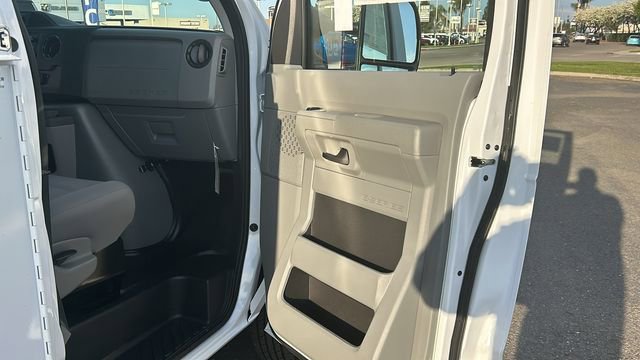 New 2026 Ford E-350 and Econoline 350 Super Duty w/ Power Equipment Group image 16