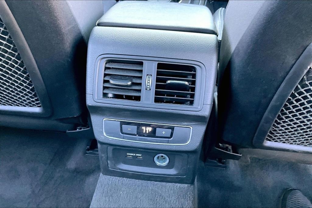 Used 2022 Audi SQ5 Premium w/ Convenience Package image 10